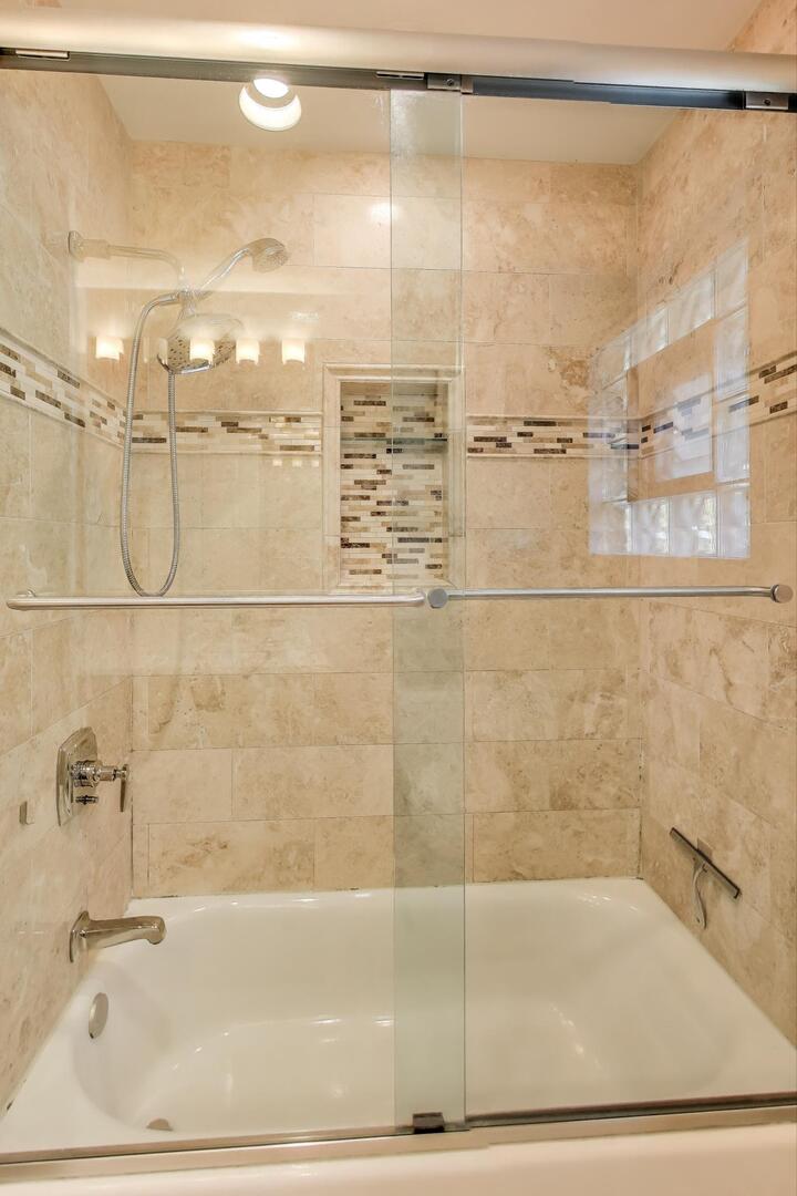 333 West Goebel Drive Lombard IL 60148