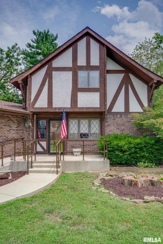 102 Lost Hollow Drive Drive Salem IL 62881