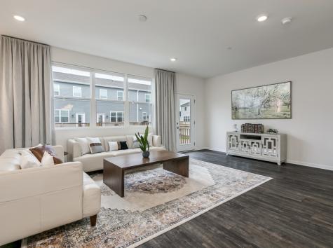 2718 Lily Lane Rolling Meadows IL 60008