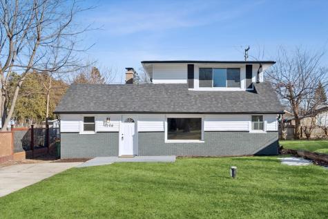 1208 South Union Street Aurora IL 60505