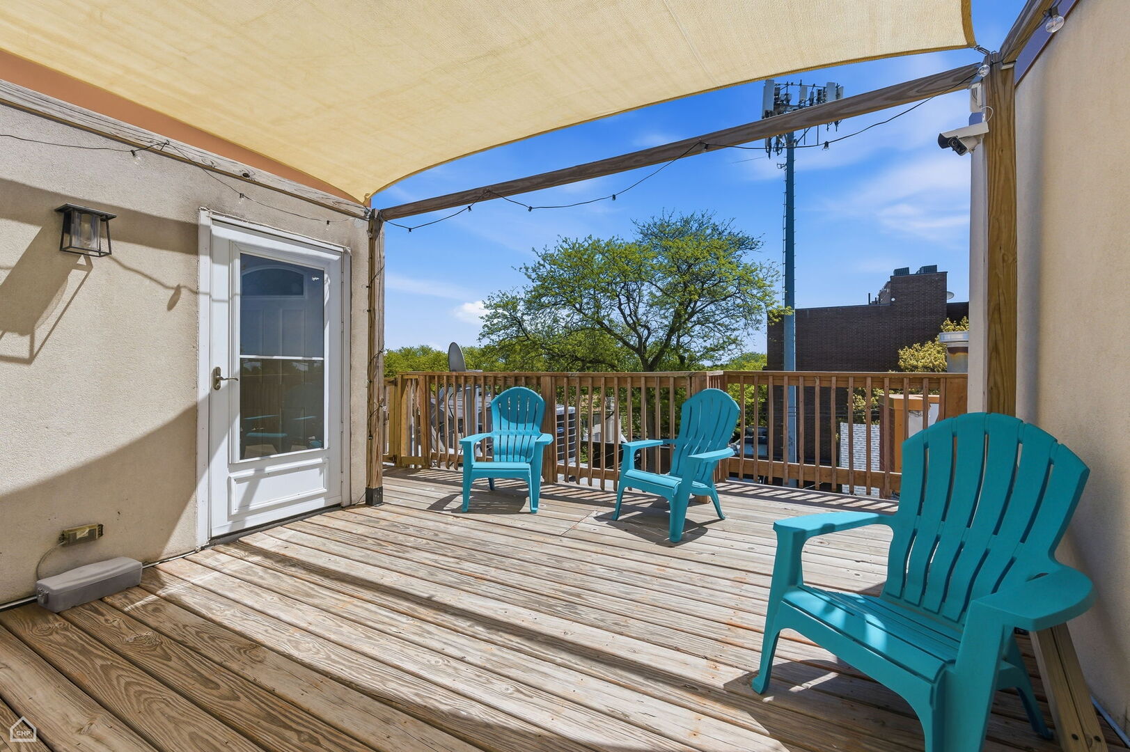 6951 North Western Avenue Chicago IL 60645