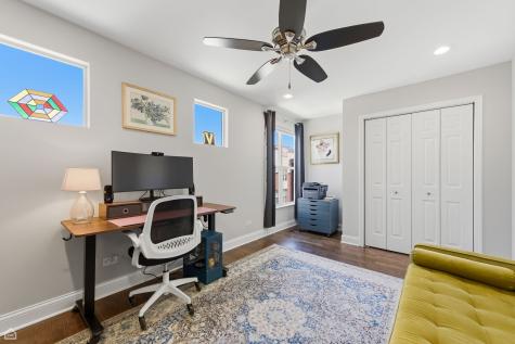 6951 North Western Avenue Chicago IL 60645