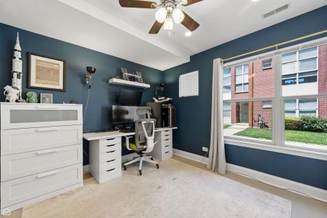 6951 North Western Avenue Chicago IL 60645
