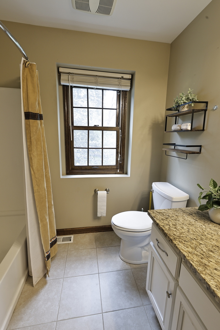 2418 Flambeau Drive Naperville IL 60564