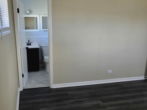 43 Woodcrest Lane Elk Grove Village IL 60007