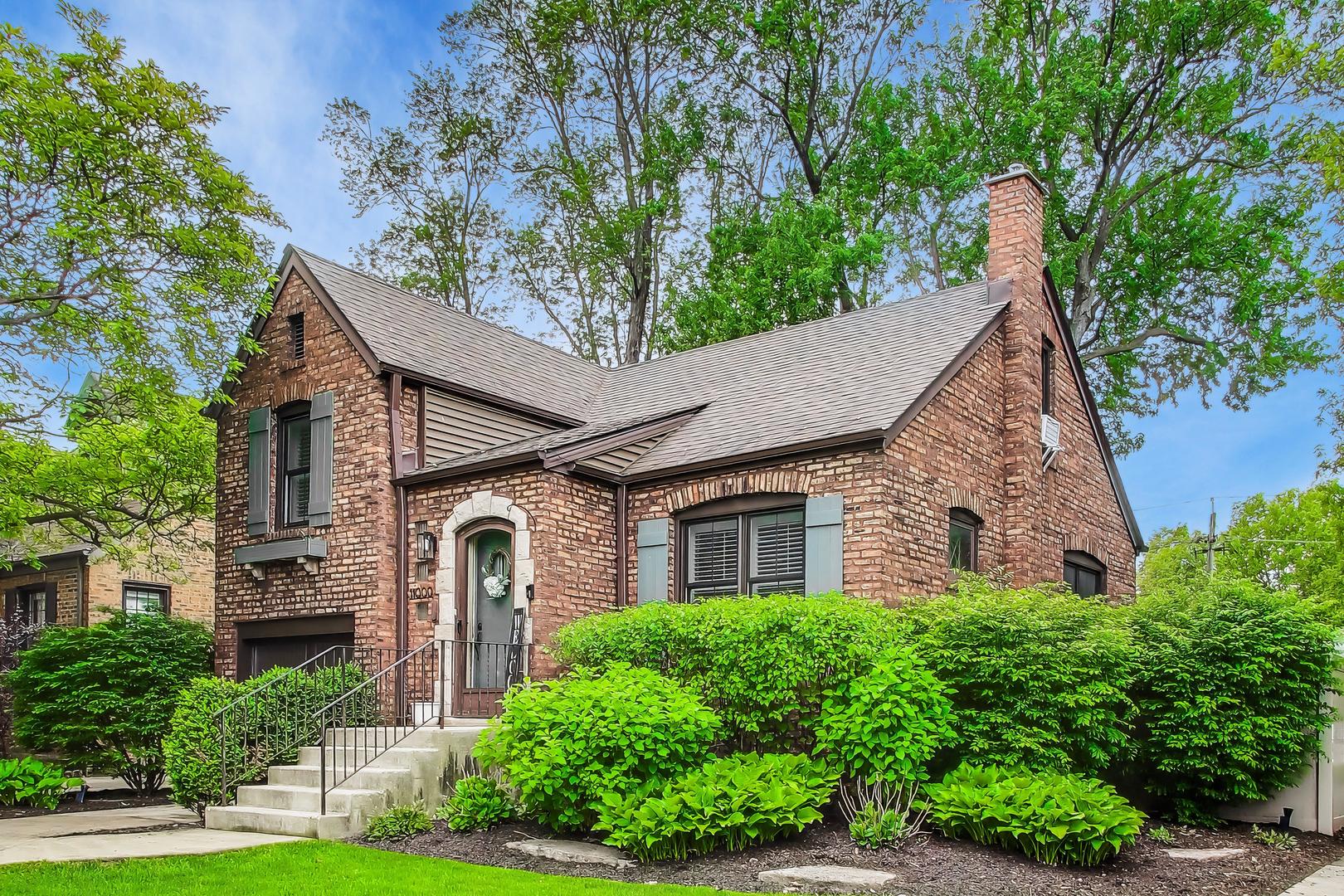 11000 South Trumbull Avenue Chicago IL 60655