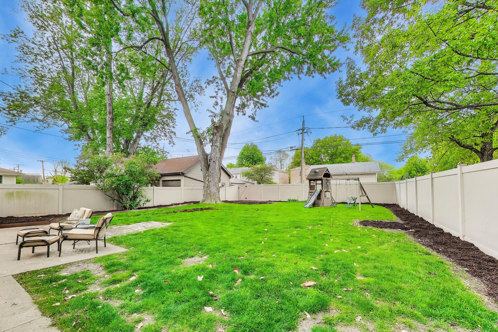 11000 South Trumbull Avenue Chicago IL 60655