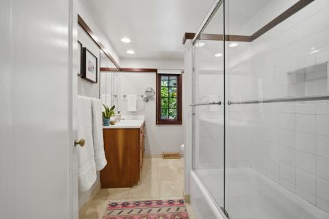 1184 Wade Street Highland Park IL 60035