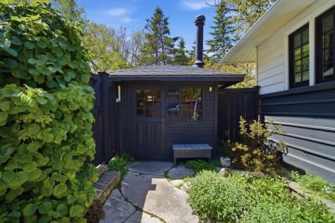 1184 Wade Street Highland Park IL 60035