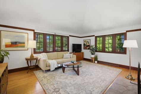 1184 Wade Street Highland Park IL 60035