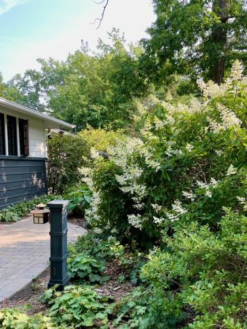 1184 Wade Street Highland Park IL 60035