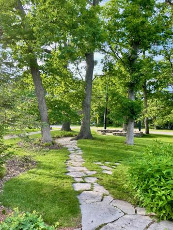 1184 Wade Street Highland Park IL 60035