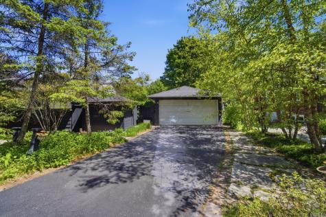 1184 Wade Street Highland Park IL 60035