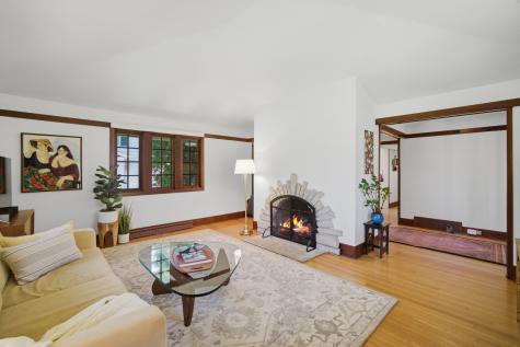 1184 Wade Street Highland Park IL 60035