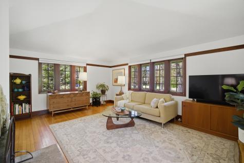 1184 Wade Street Highland Park IL 60035