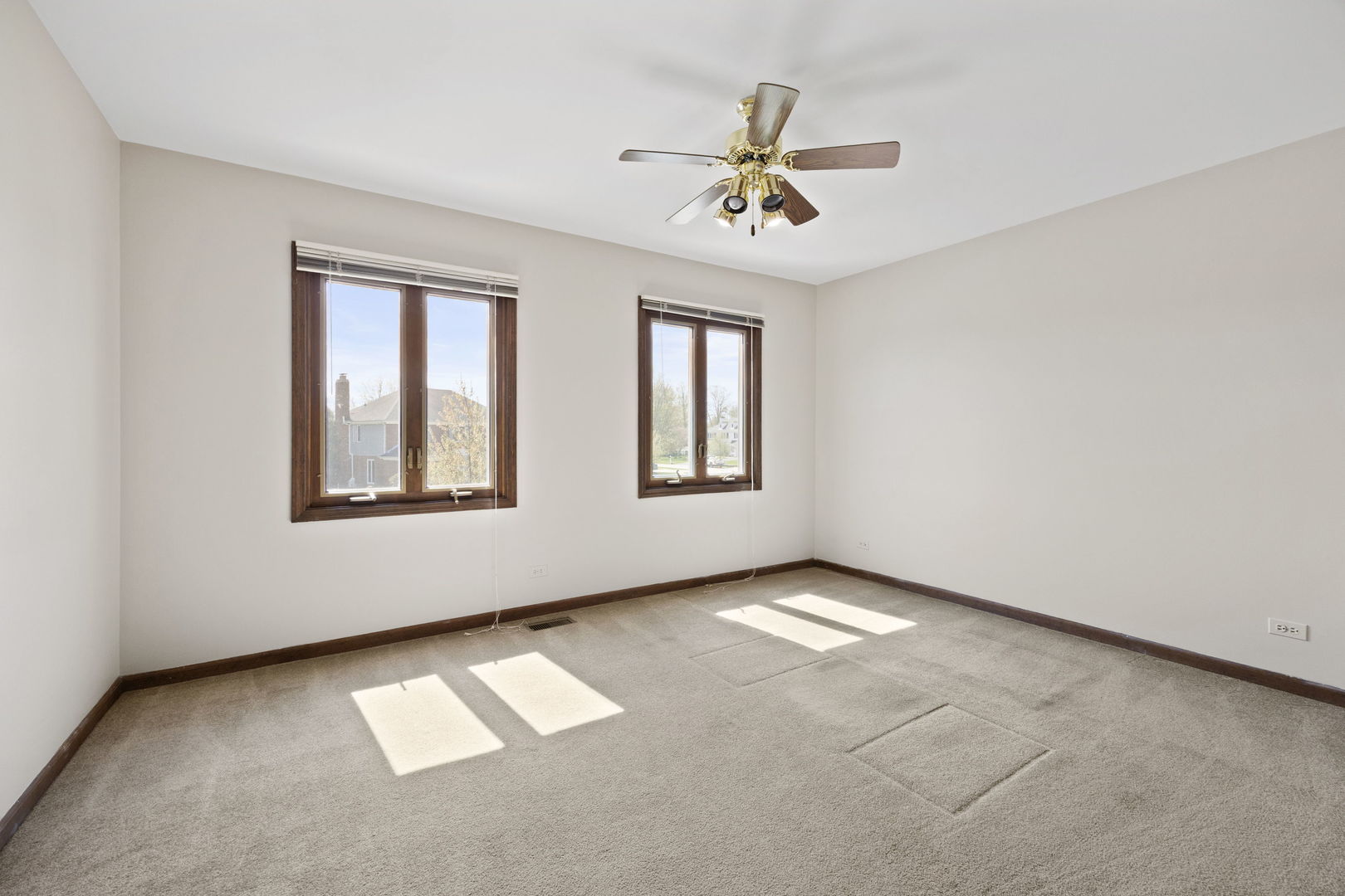 2S534 Danbury Drive Glen Ellyn IL 60137