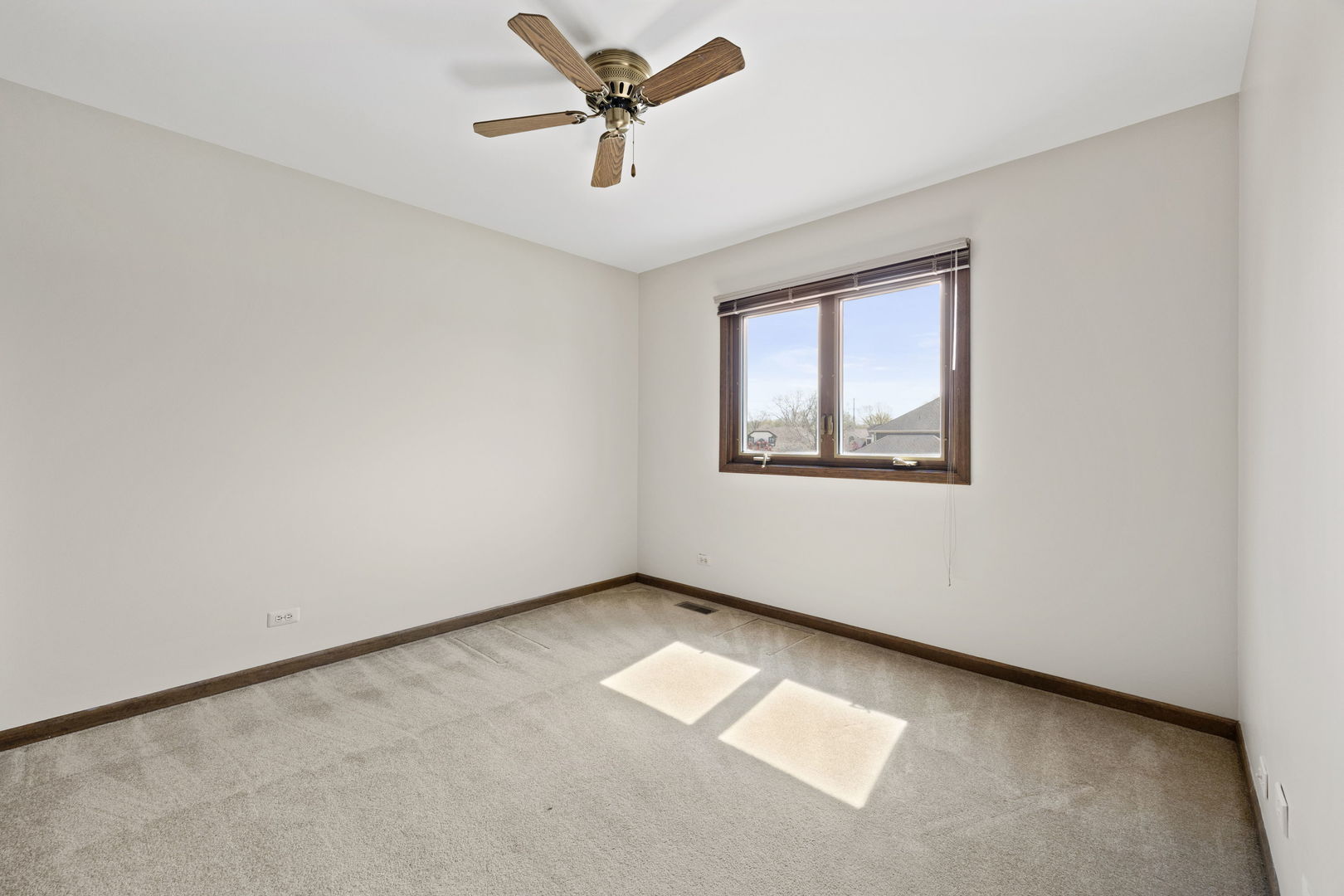 2S534 Danbury Drive Glen Ellyn IL 60137