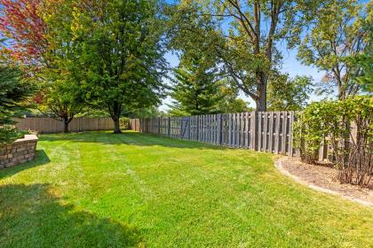 2S534 Danbury Drive Glen Ellyn IL 60137