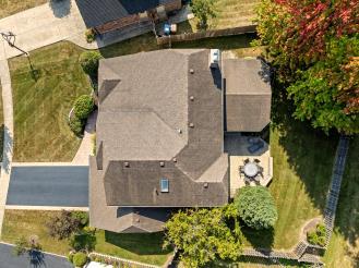 2S534 Danbury Drive Glen Ellyn IL 60137