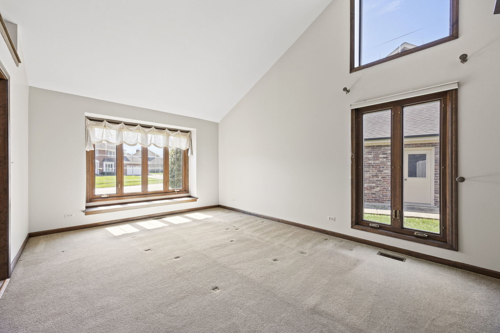 2S534 Danbury Drive Glen Ellyn IL 60137