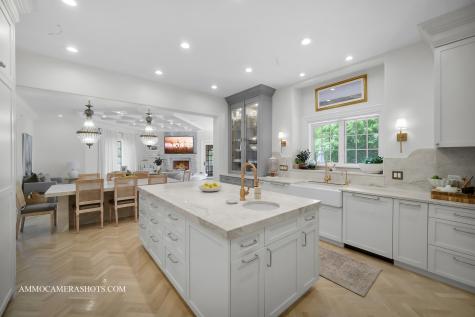 8 Brooke Lane South Barrington IL 60010