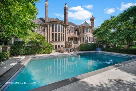 8 Brooke Lane South Barrington IL 60010