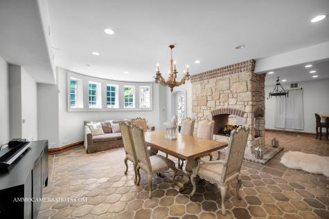 8 Brooke Lane South Barrington IL 60010