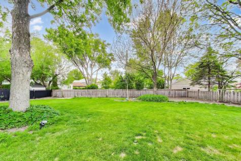310 West Kirchoff Road Arlington Heights IL 60005