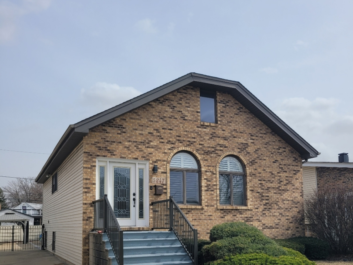 5247 South Neva Avenue Chicago IL 60638