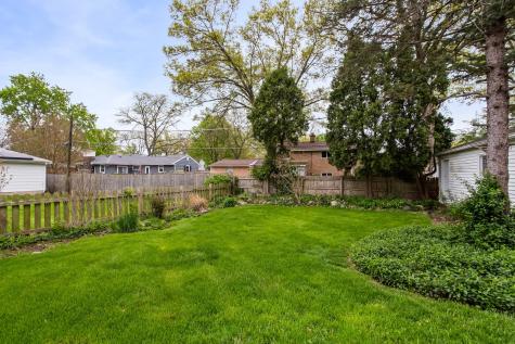 1324 Golf Avenue Highland Park IL 60035