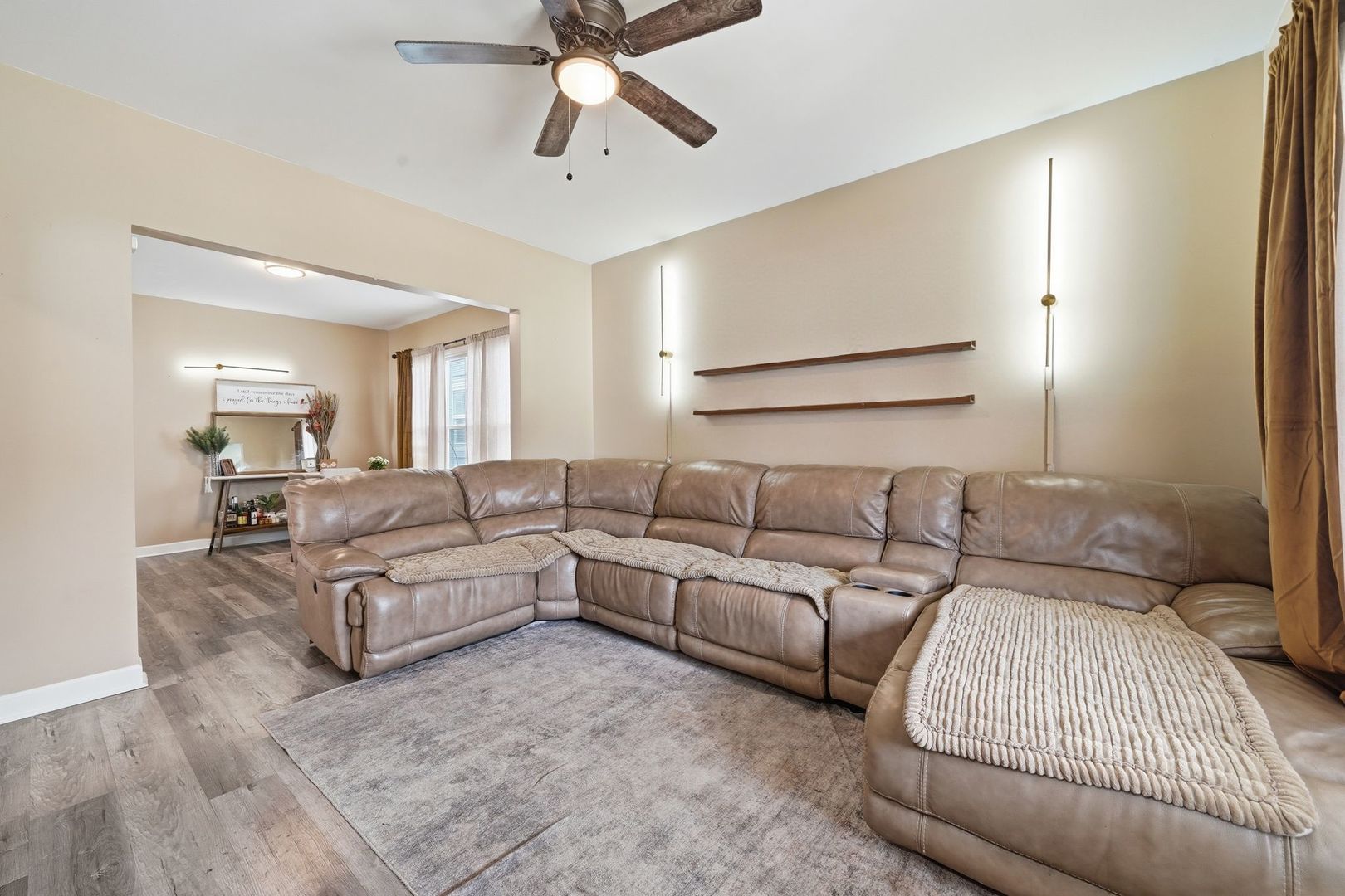 10747 South Forest Avenue Chicago IL 60628