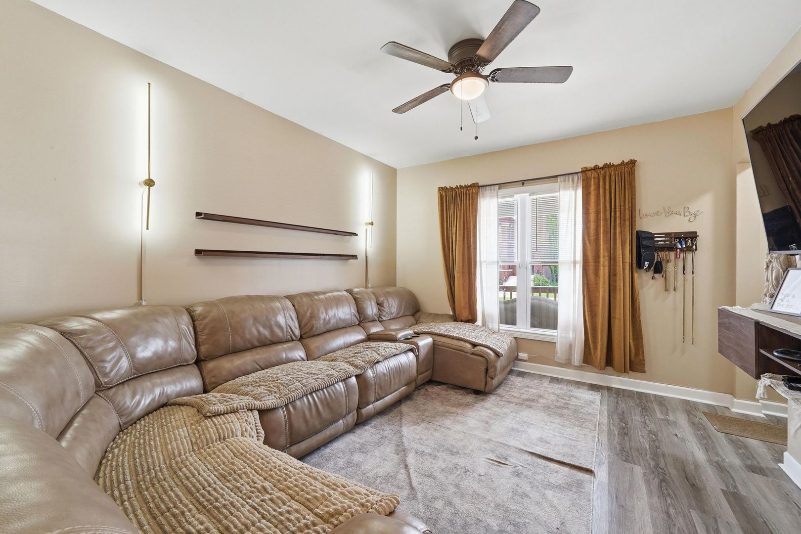 10747 South Forest Avenue Chicago IL 60628