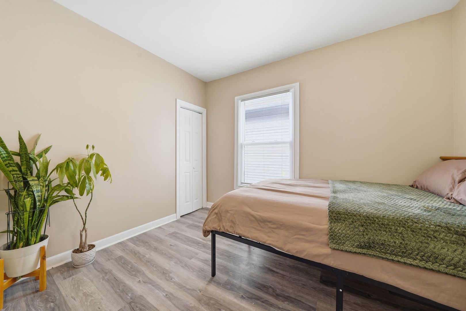10747 South Forest Avenue Chicago IL 60628