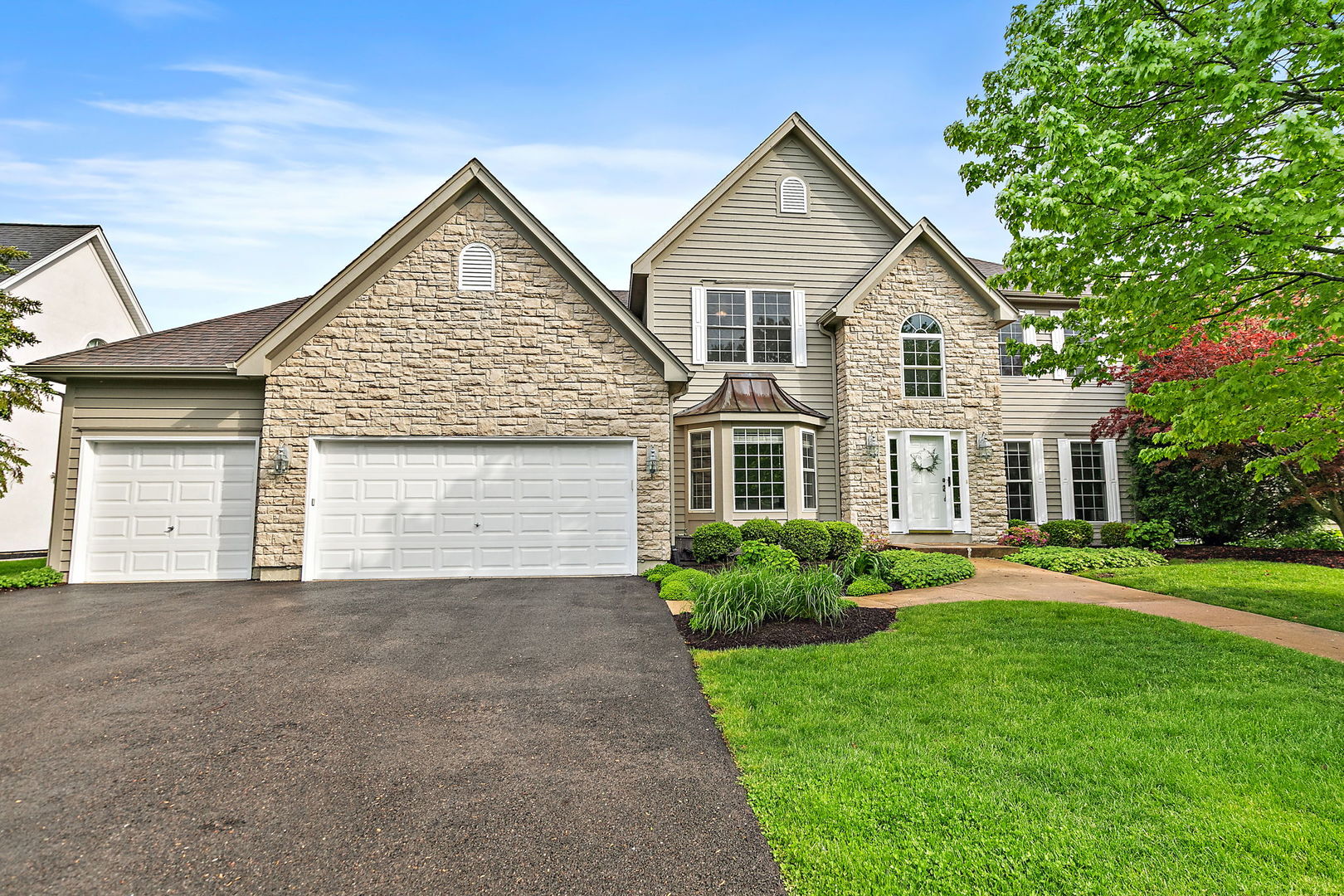 40W017 Carl Sandburg Road St. Charles IL 60175
