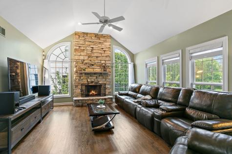 40W017 Carl Sandburg Road St. Charles IL 60175