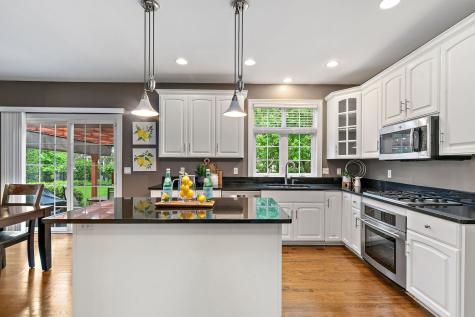 40W017 Carl Sandburg Road St. Charles IL 60175