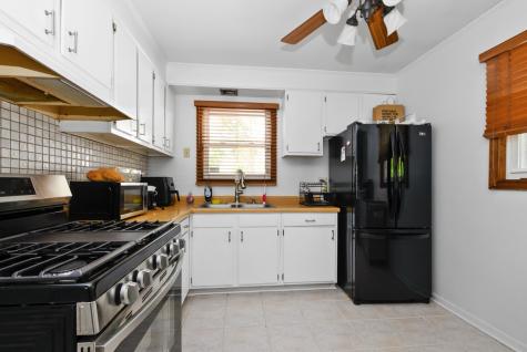 336 Mohawk Street Park Forest IL 60466