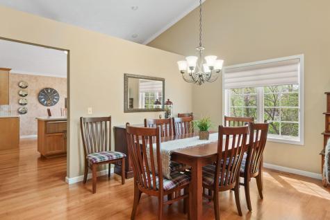 8 Briarwood Lane Rock Island IL 61201