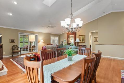 8 Briarwood Lane Rock Island IL 61201