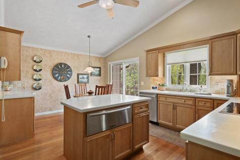 8 Briarwood Lane Rock Island IL 61201