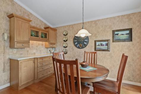 8 Briarwood Lane Rock Island IL 61201