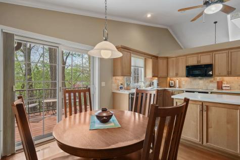 8 Briarwood Lane Rock Island IL 61201