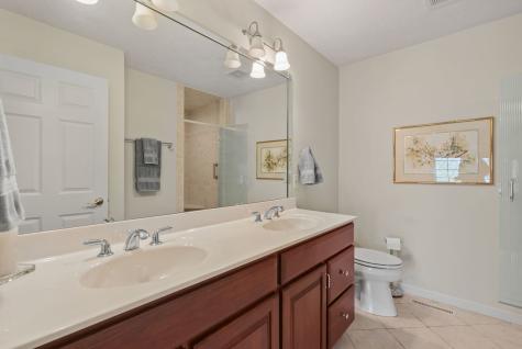 8 Briarwood Lane Rock Island IL 61201