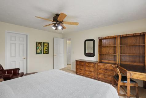 8 Briarwood Lane Rock Island IL 61201