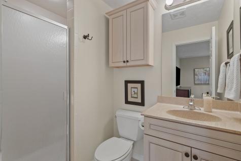 8 Briarwood Lane Rock Island IL 61201