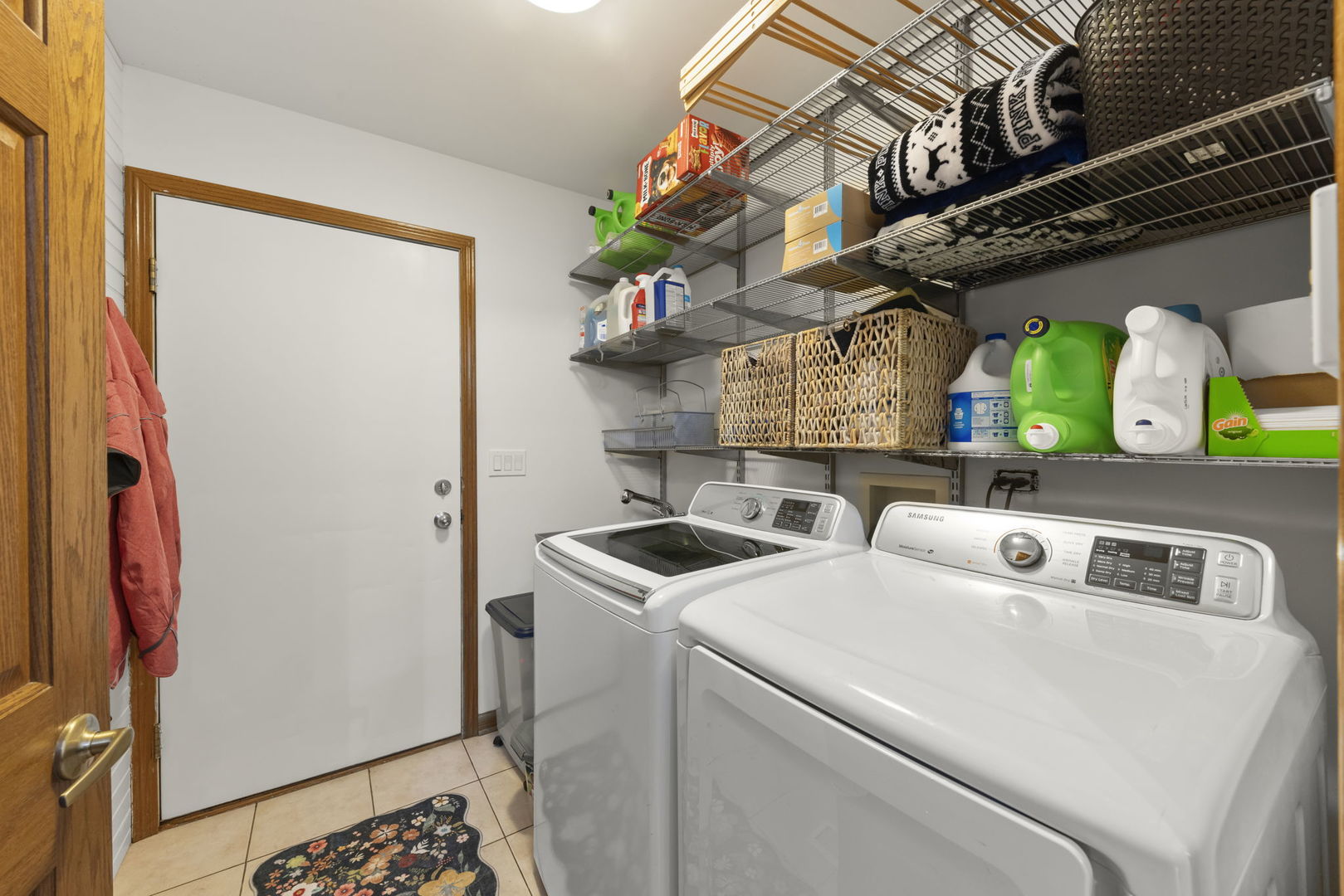 393 East 16th Place Lombard IL 60148