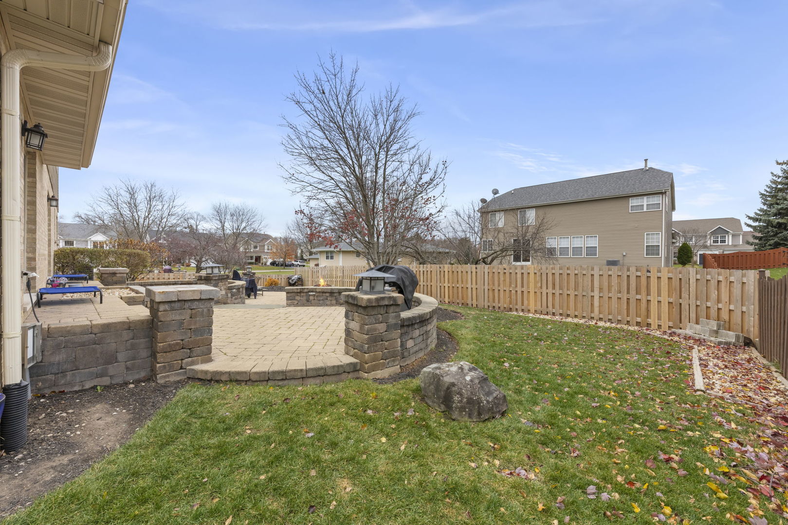 393 East 16th Place Lombard IL 60148