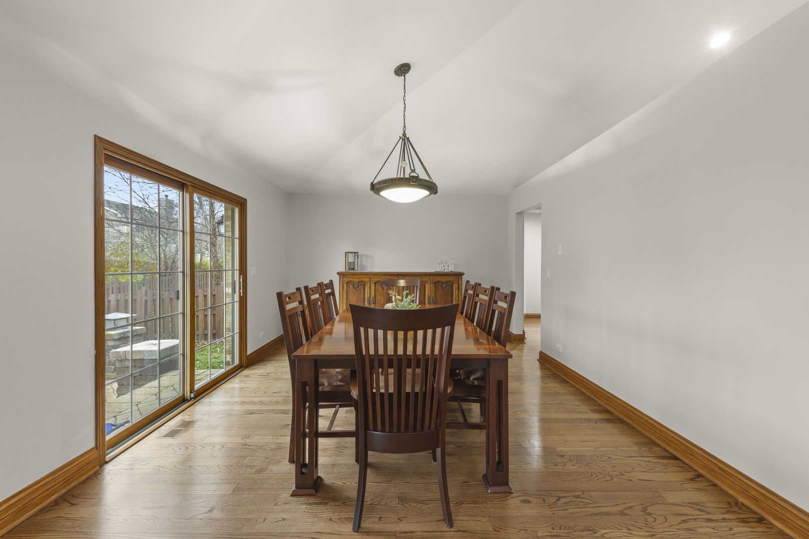 393 East 16th Place Lombard IL 60148