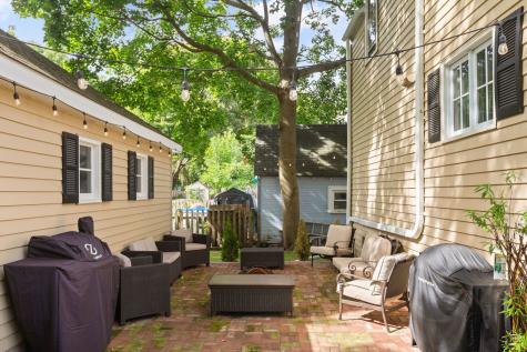 345 East Russell Street Barrington IL 60010