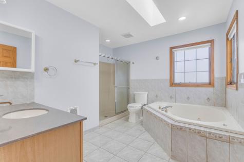 1609 Percy Lane Itasca IL 60143